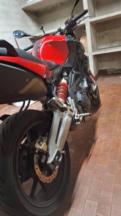 Aprilia Shiver 750 ABS (2010 - 17) (4)