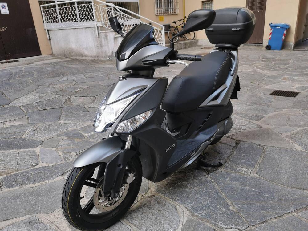 Kymco Agility 200i R16 + (2014 - 17) (2)