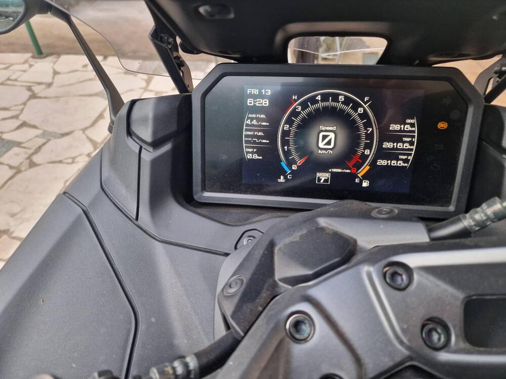 Yamaha T-Max 560 (2022 - 24)