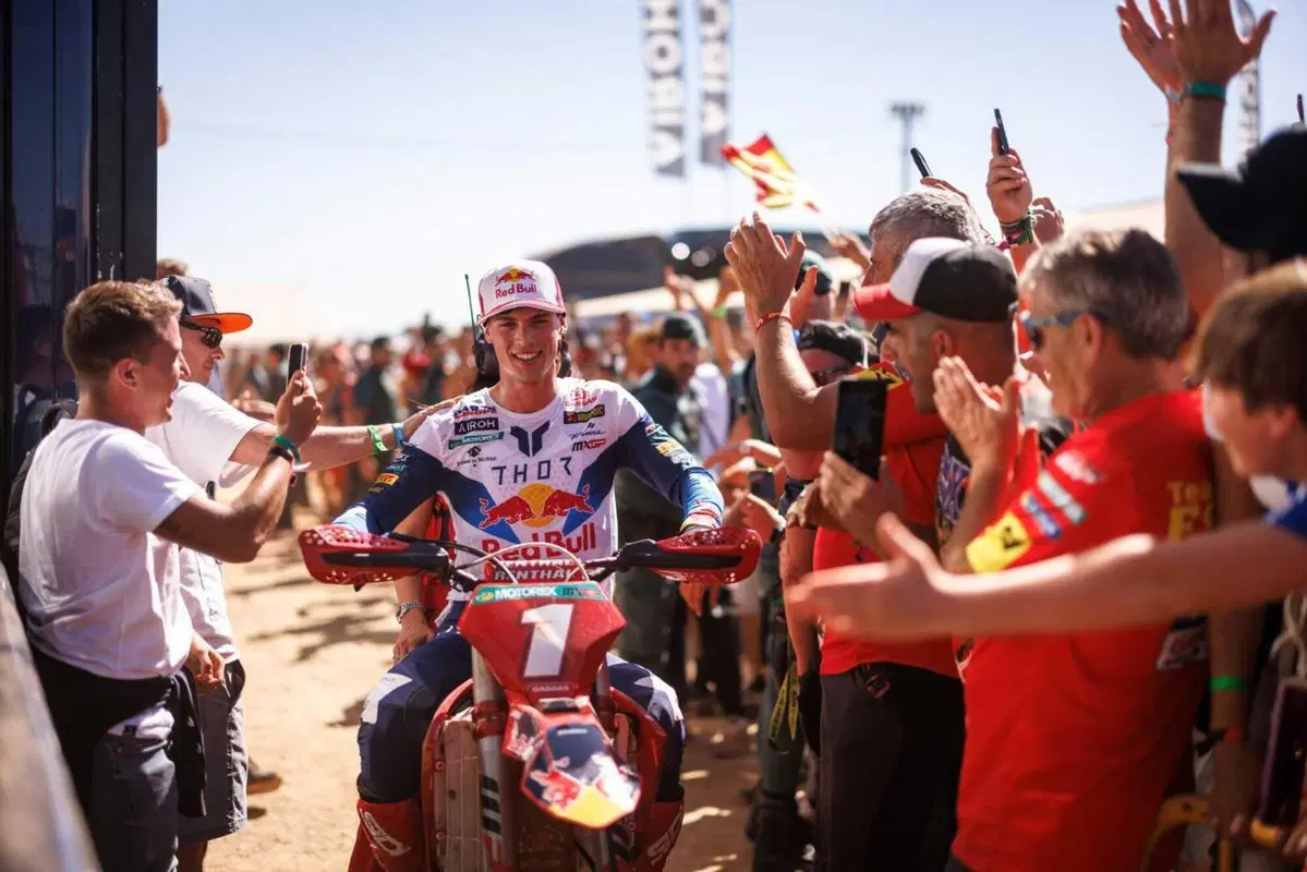 MXGP #20. GP Spagna 3. Jorge Prado, GasGas, è Campione del Mondo (e così De Wolf in MX2) [VIDEO] (10)