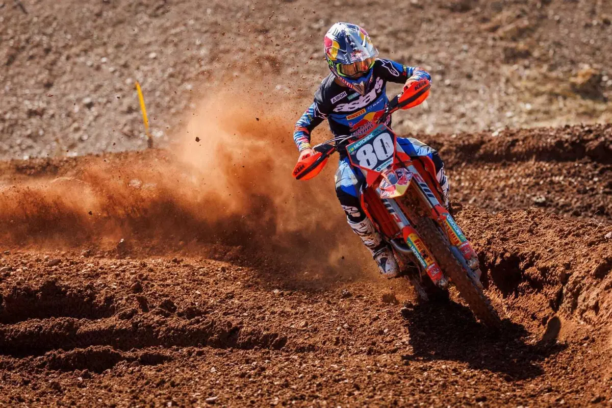 MXGP #20. GP Spagna 3. Jorge Prado, GasGas, è Campione del Mondo (e così De Wolf in MX2) [VIDEO] (14)