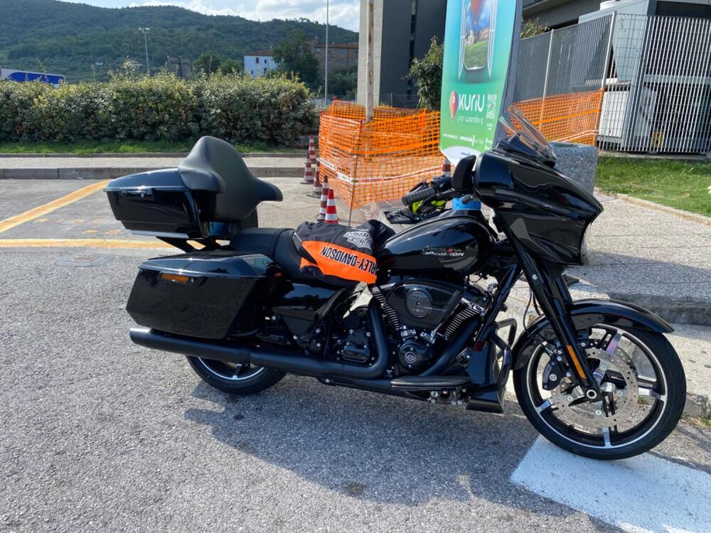 Harley-Davidson Street Glide (2024)