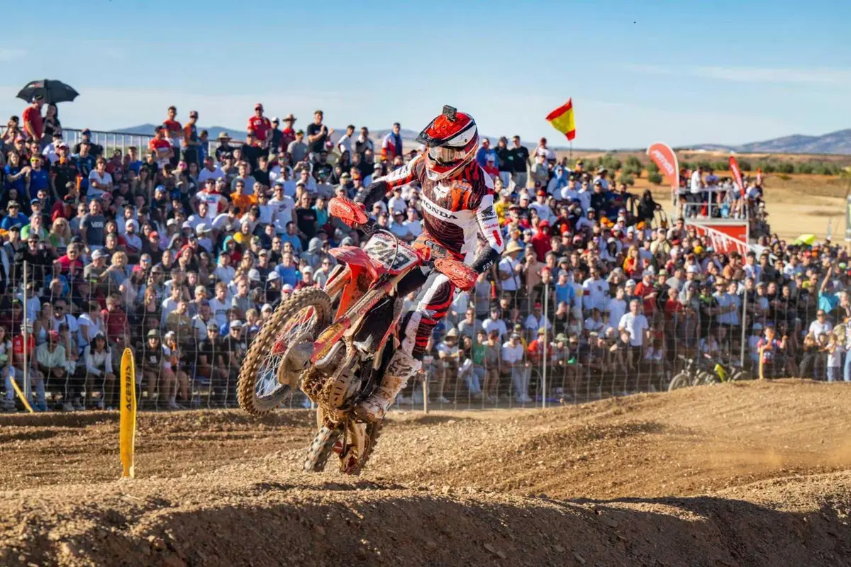 MXGP #20. GP Spagna 3. Jorge Prado, GasGas, è Campione del Mondo (e così De Wolf in MX2) [VIDEO] (23)