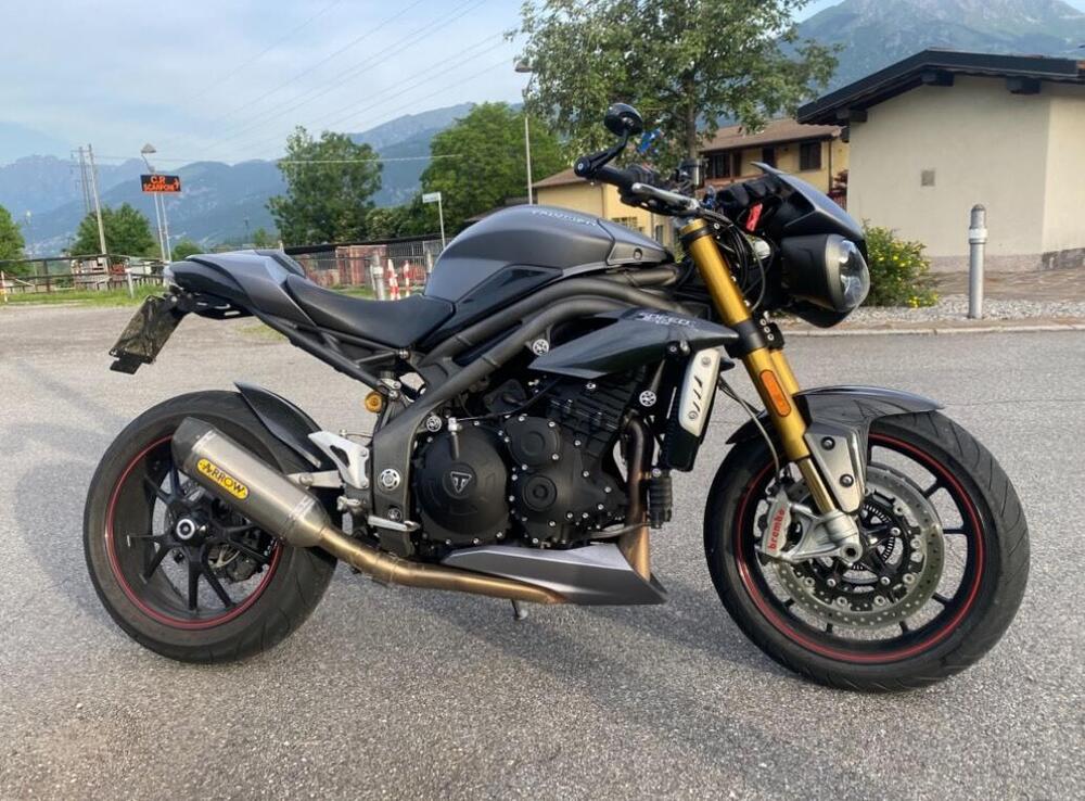 Triumph Speed Triple 1050 R ABS (2016 - 17)