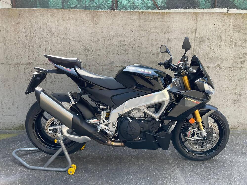 Aprilia Tuono 1100 V4 Factory (2021 - 24) (2)