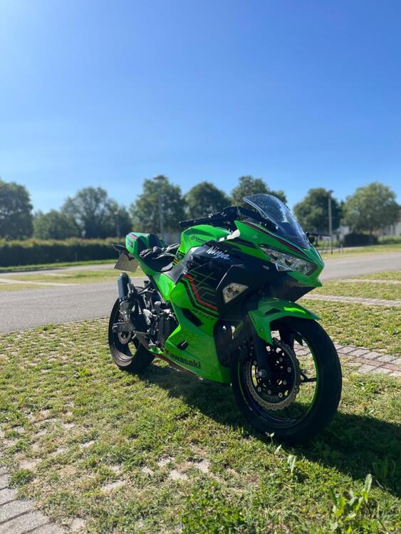 Kawasaki Ninja 400 (2023) (4)