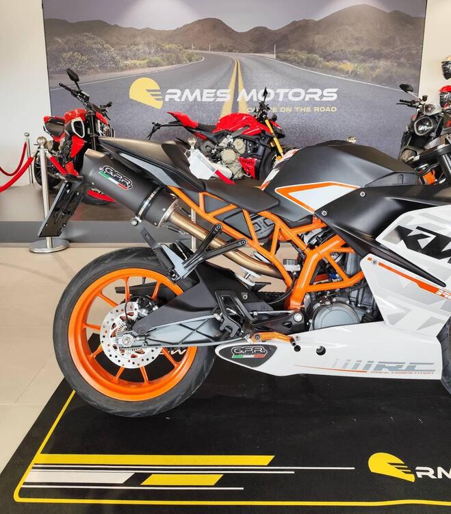 KTM RC 390 ABS (2015 - 16) (2)