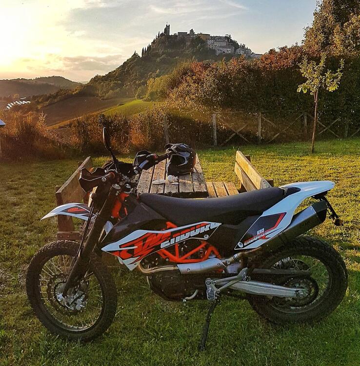 KTM 690 Enduro R (2012 - 17)