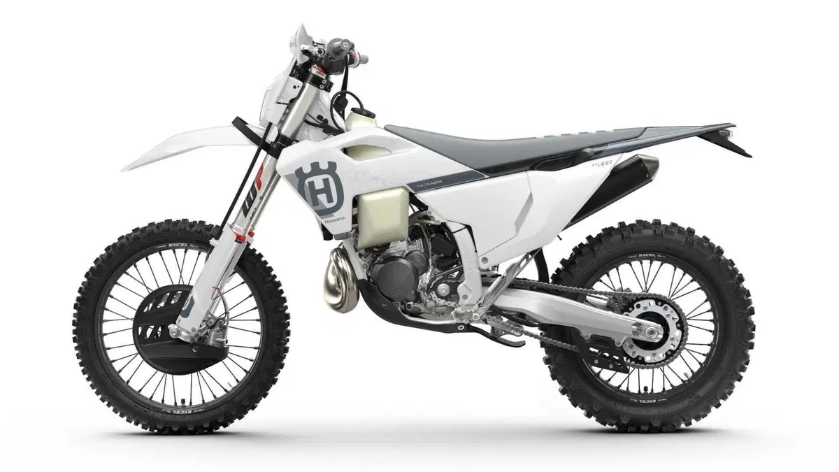 Husqvarna presenta la gamma Enduro Pro 2025 (5)
