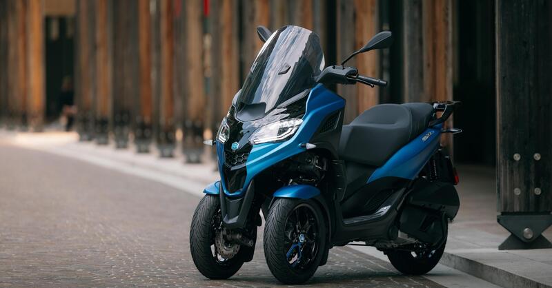 Piaggio MP3 310: Nuovo design e nuovo motore da 310cc [GALLERY]