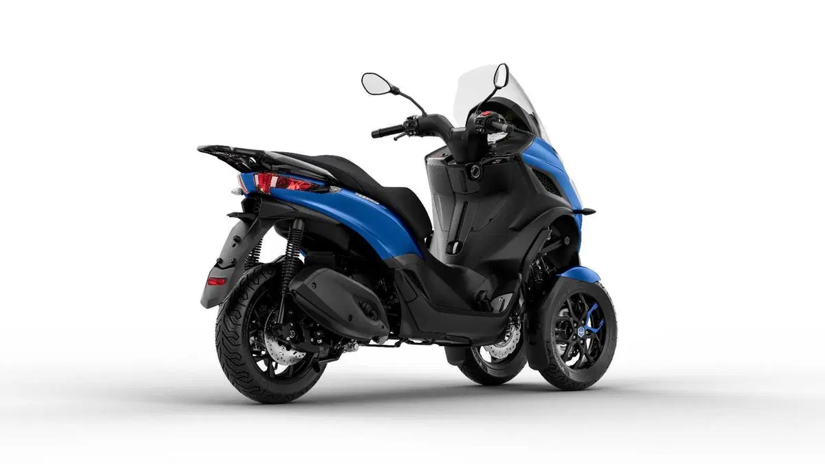 Piaggio MP3 310: Nuovo design e nuovo motore da 310cc [GALLERY] (9)