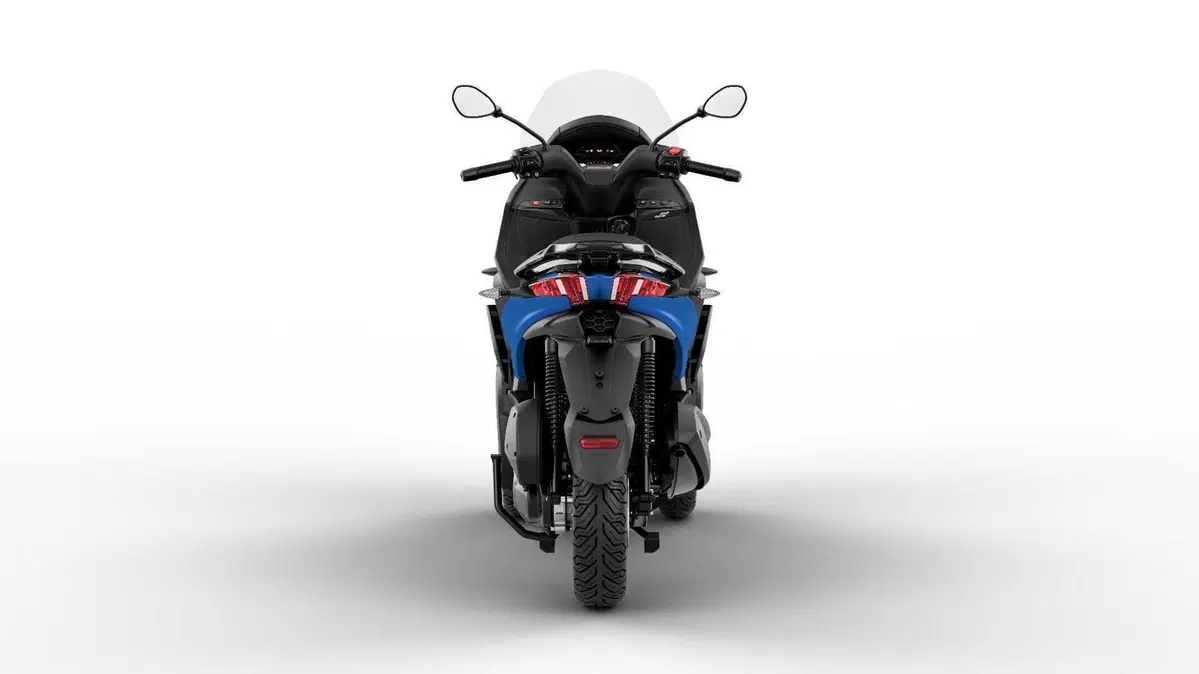 Piaggio MP3 310: Nuovo design e nuovo motore da 310cc [GALLERY] (4)