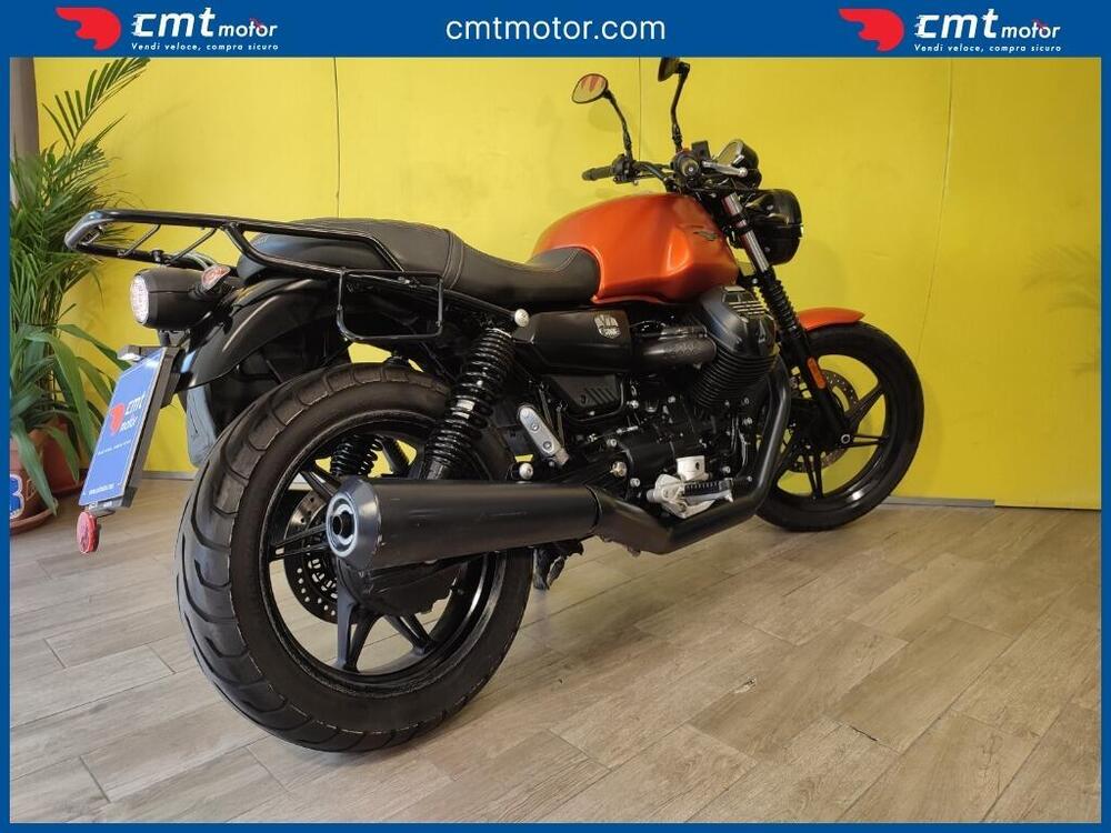 Moto Guzzi V7 Stone (2021 - 24) (4)