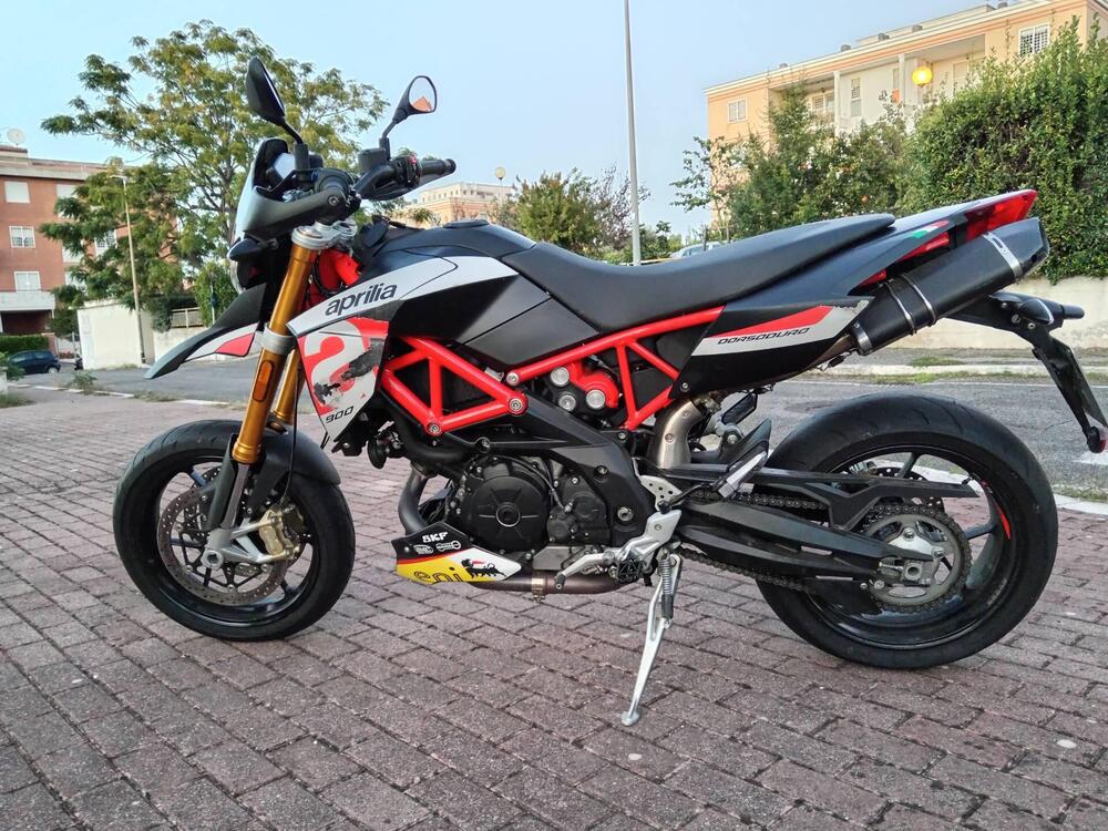 Aprilia Dorsoduro 900 (2017 - 20) (4)