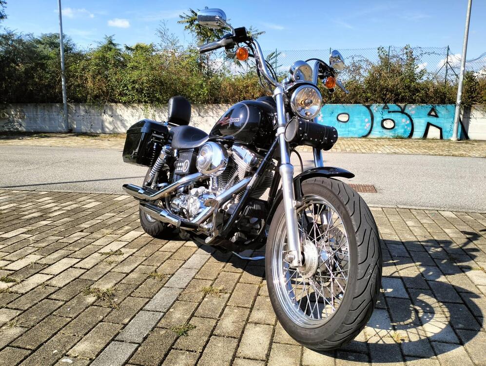 Harley-Davidson 1450 Super Glide Custom (2005 - 06) - FXDCI (2)