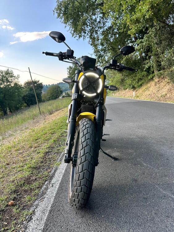 Ducati Scrambler 800 Icon (2023 - 24) (2)