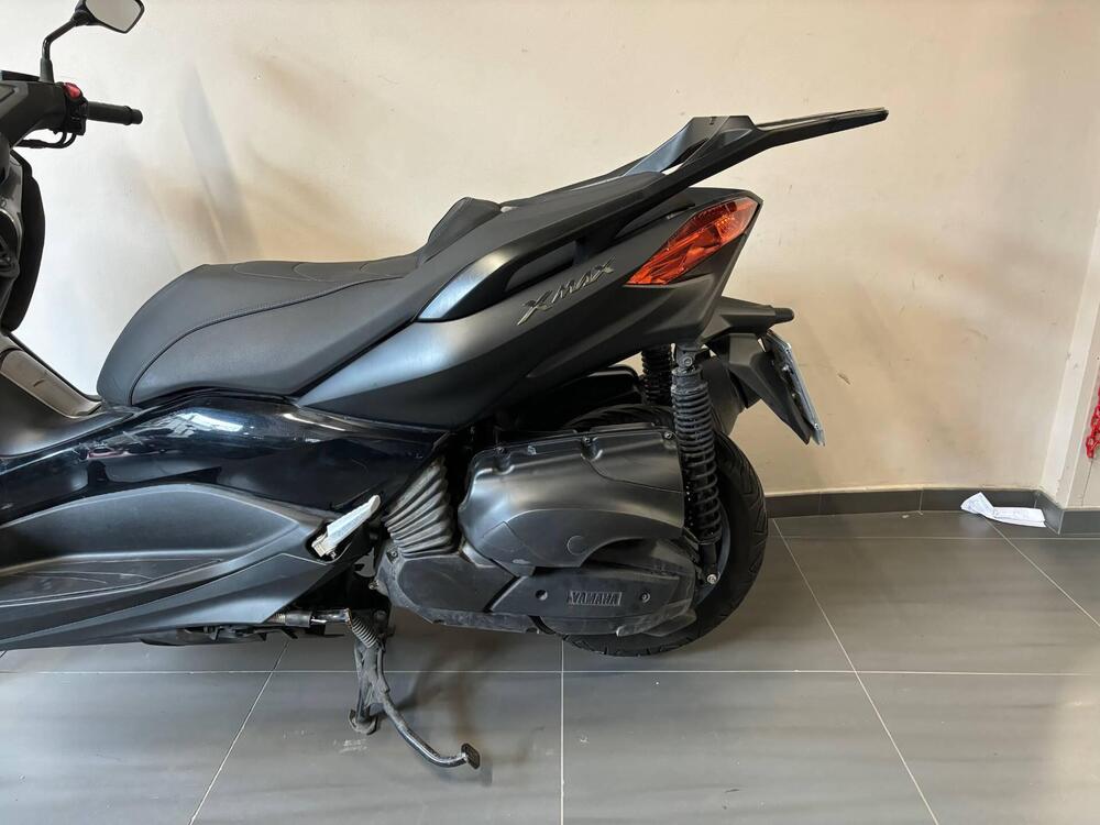 Yamaha X-Max 400 Tech Max (2020) (2)