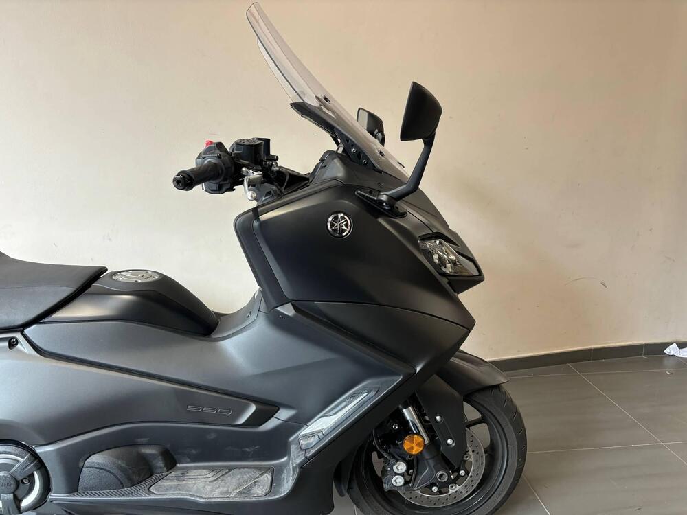 Yamaha T-Max 560 (2022 - 24) (5)