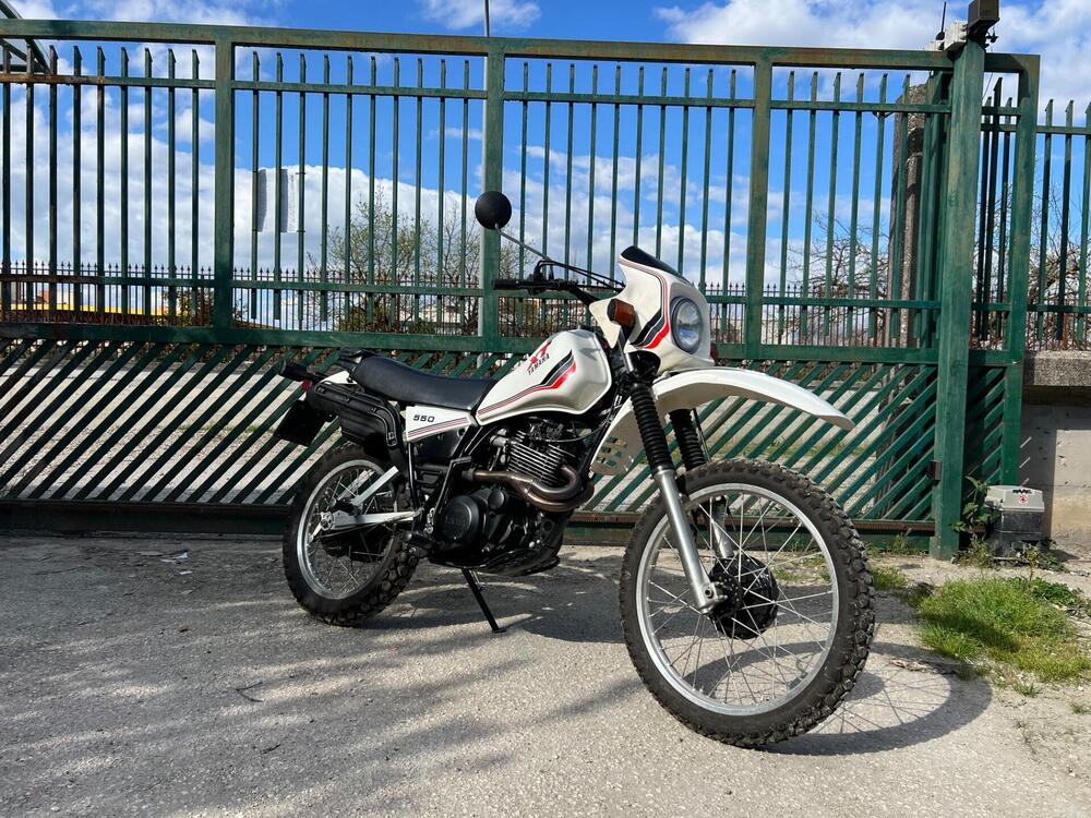 Yamaha Xt 550