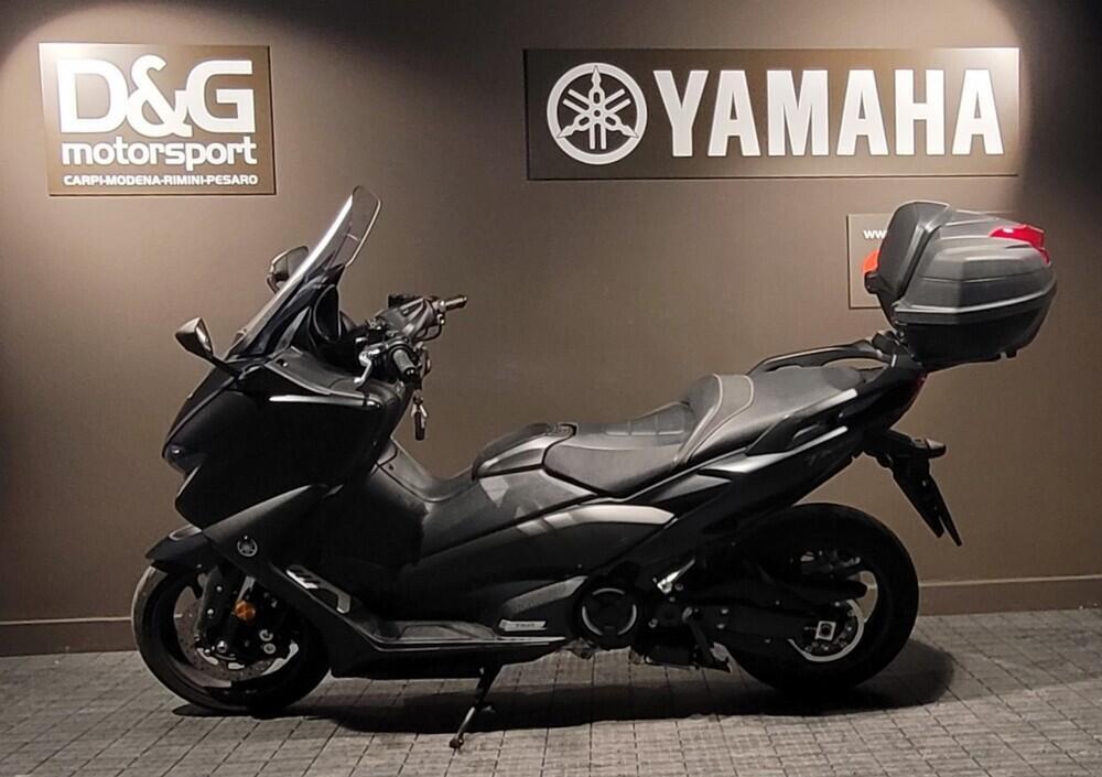 Yamaha T-Max 560 (2022 - 24) (2)