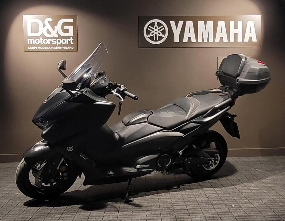 Yamaha T-Max 560 (2022 - 24) (3)