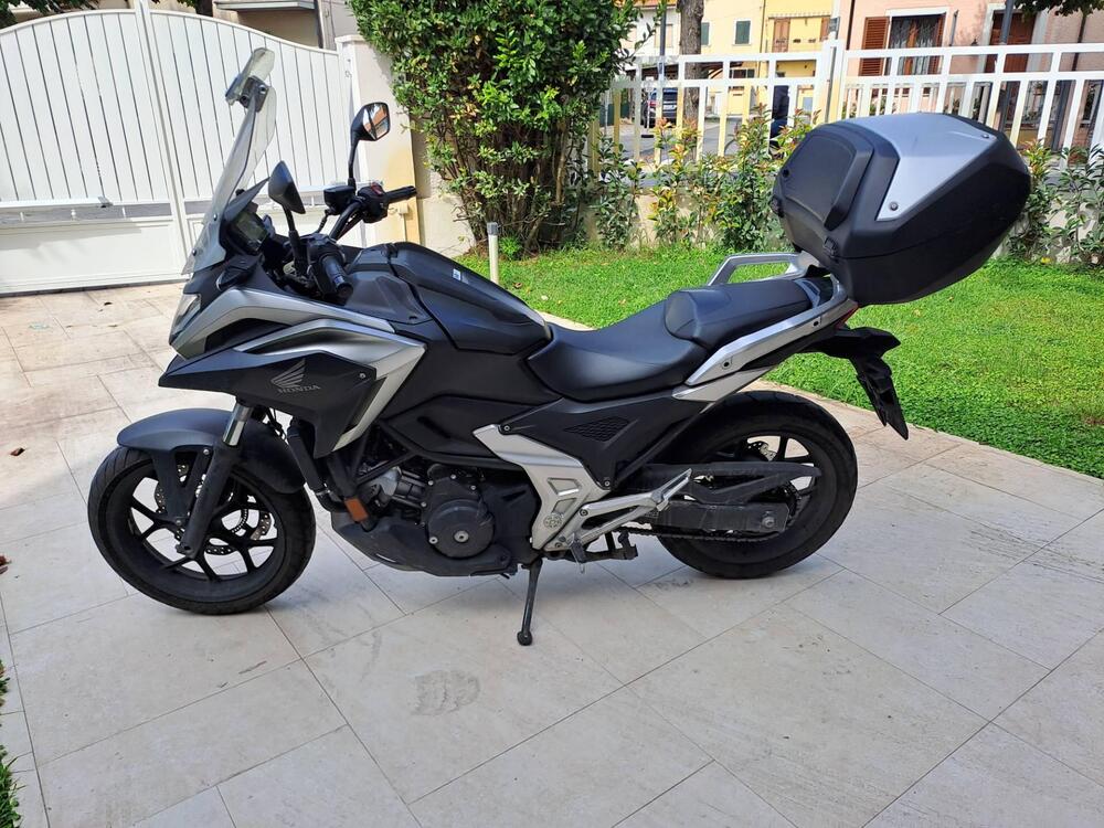 Honda NC 750 X DCT Urban (2021 - 24) (2)