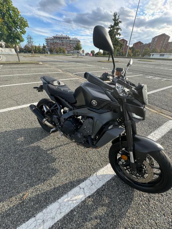 Yamaha MT-09 Y-AMT (2024) (3)