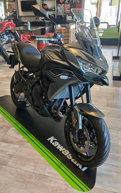 Kawasaki Versys 650 (2021 - 24) (3)