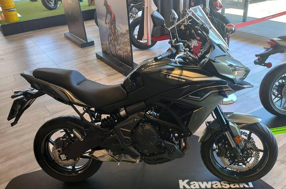 Kawasaki Versys 650 (2021 - 24) (4)