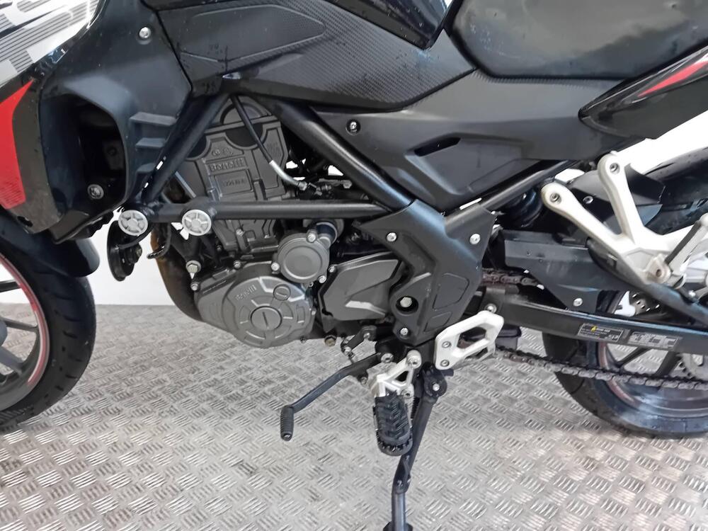 Benelli TRK 251 (2022 - 24) (5)