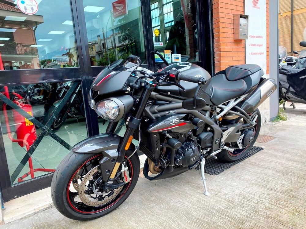 Triumph Speed Triple 1050 RS (2018 - 20) (4)