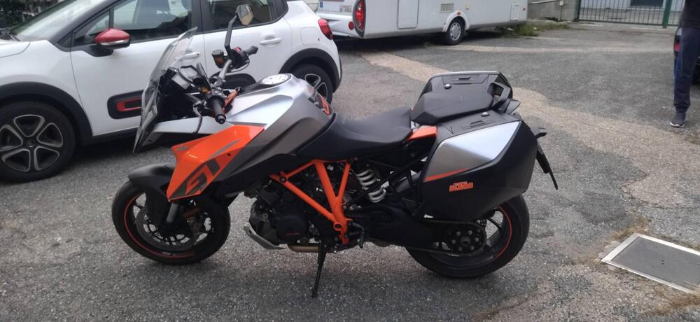 KTM 1290 Super Duke GT ABS (2016 - 18) (4)