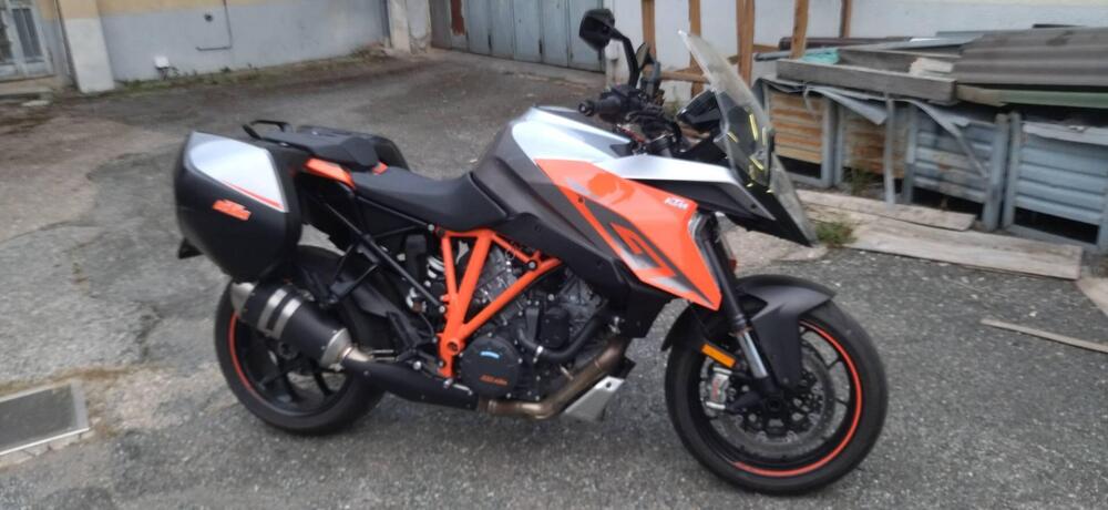 KTM 1290 Super Duke GT ABS (2016 - 18)