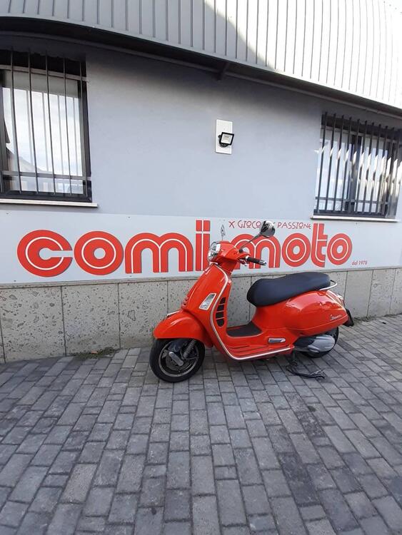 Vespa GTS 300 (2023 - 24) (2)