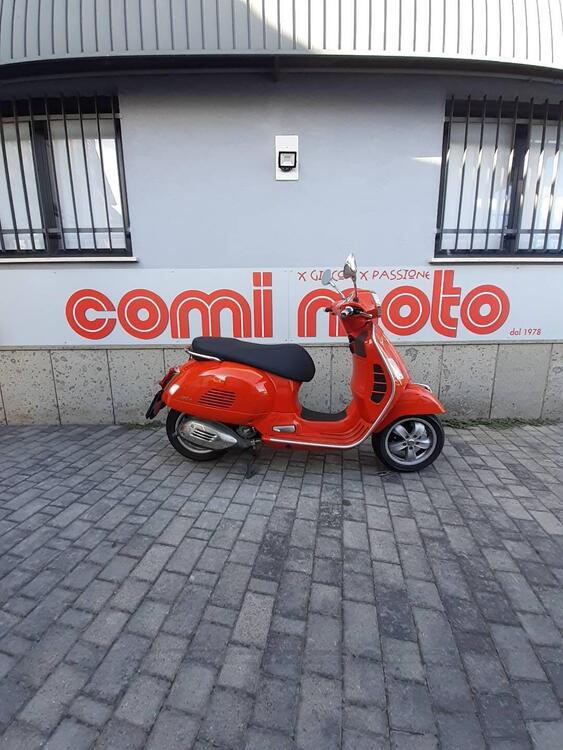 Vespa GTS 300 (2023 - 24) (3)