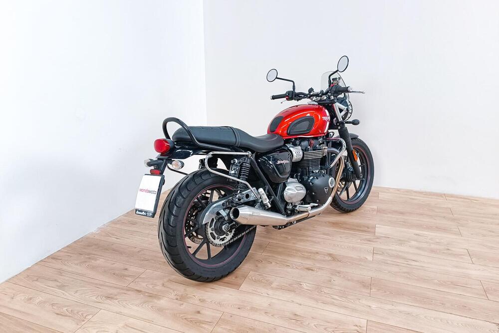 Triumph Street Twin 900 (2017 - 18) (3)