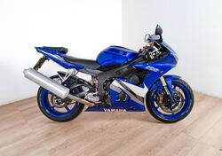 Yamaha YZF R6 (1999 - 00) usata