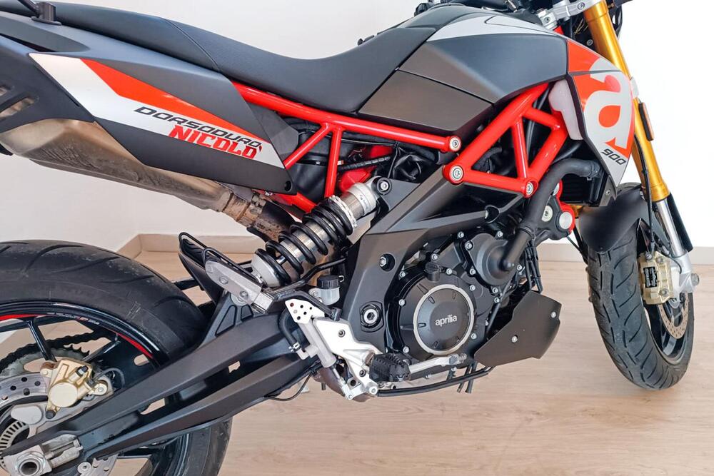 Aprilia Dorsoduro 900 (2017 - 20) (4)