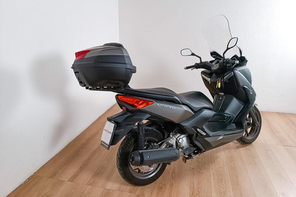 Yamaha X-Max 250 Iron Max ABS (2016) (3)