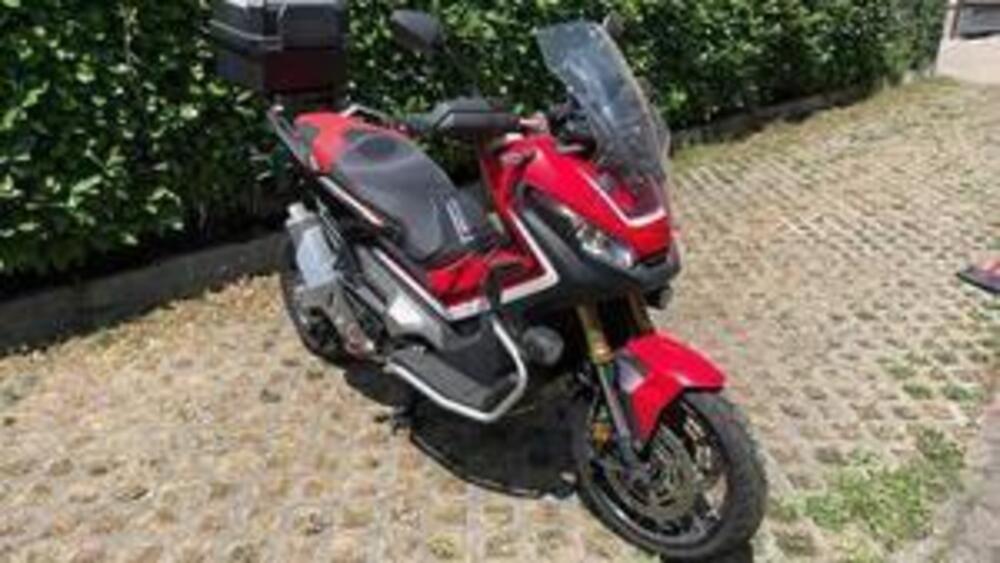 Honda X-ADV 750 Travel Edition (2017) (2)