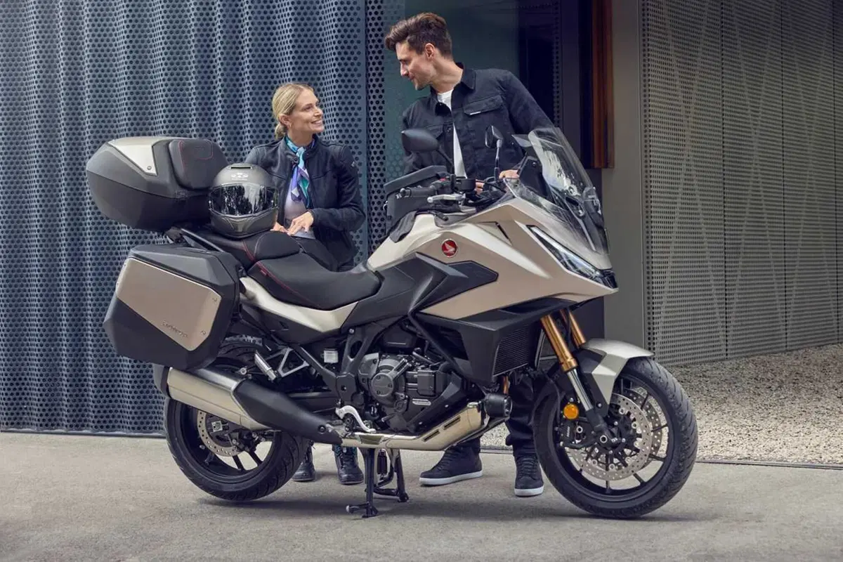 Honda NT1100 MY 2025: l’evoluzione migliora prestazioni e comfort (2)