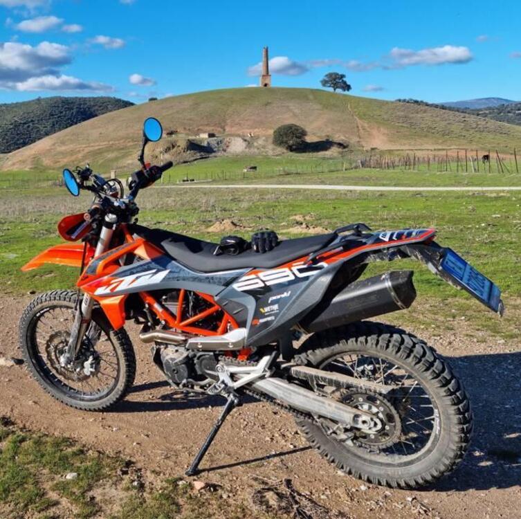 KTM 690 Enduro R (2022 - 24) (4)