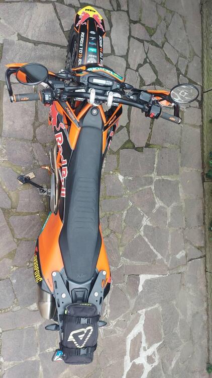 KTM 690 Enduro R (2021) (5)