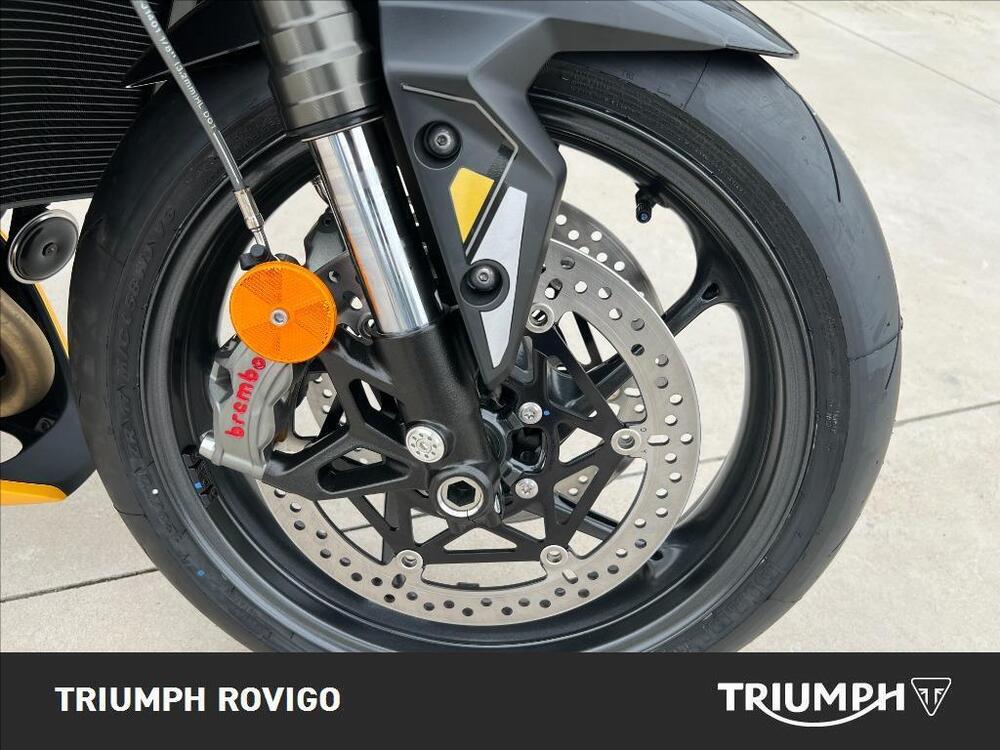 Triumph Street Triple 765 RS (2023 - 24) (3)