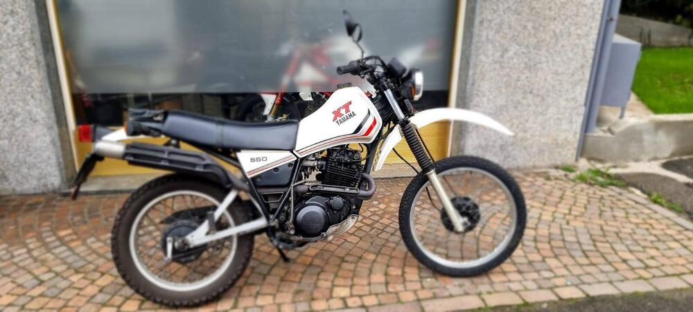 Yamaha XT 550 (2)