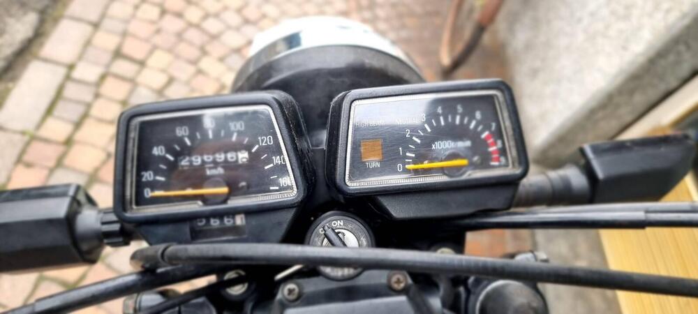 Yamaha XT 550 (4)