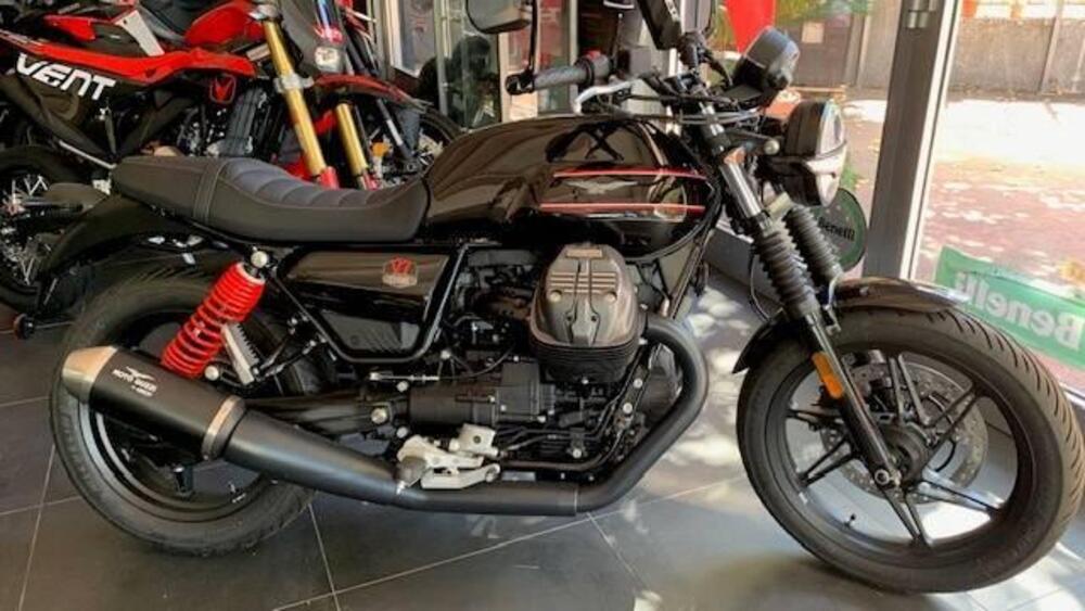 Moto Guzzi V7 Special Edition (2022 - 25)