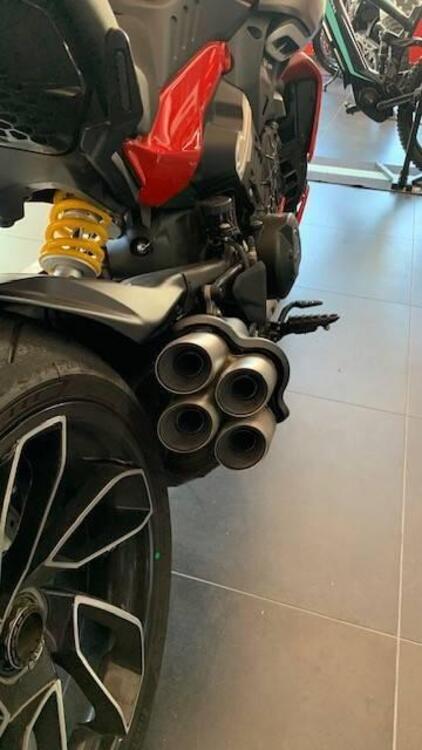 Ducati Diavel V4 (2023 - 24) (2)