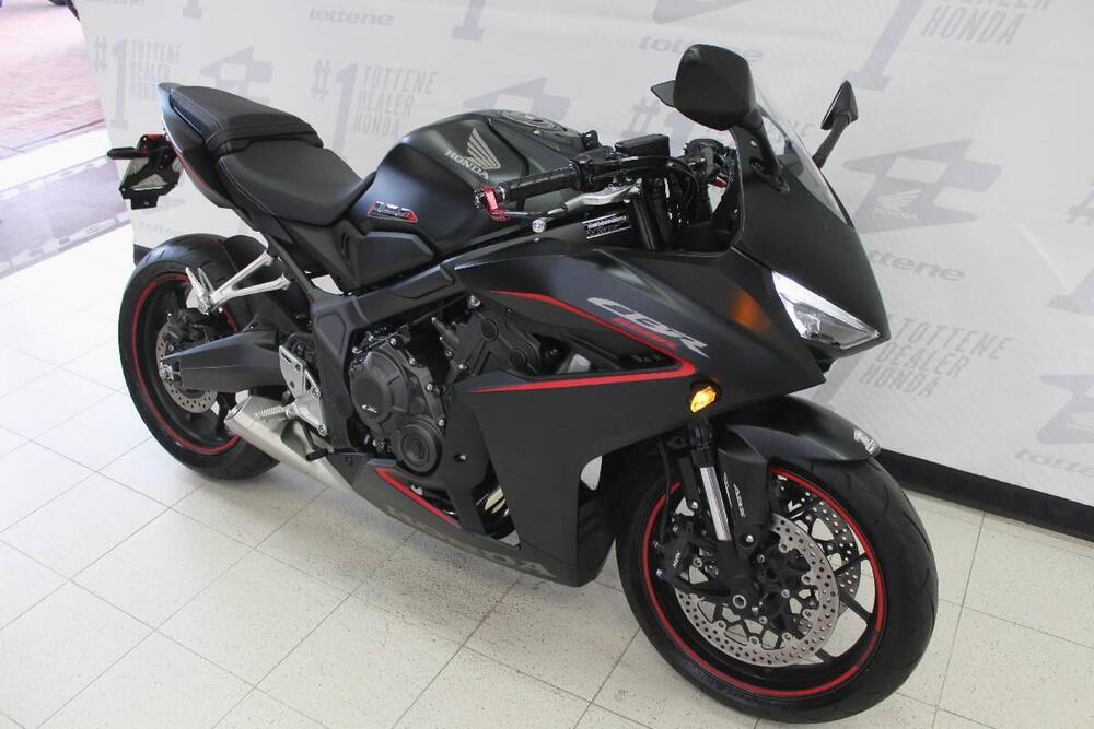 Honda CBR 650 R (2024) (3)