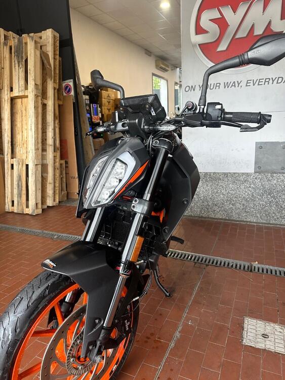 KTM 125 Duke (2021 - 23) (3)